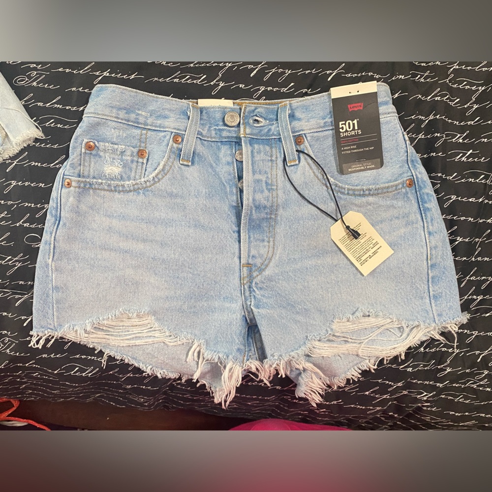 Women’s Levi 501 High-Rise Denim Shorts  Size-24